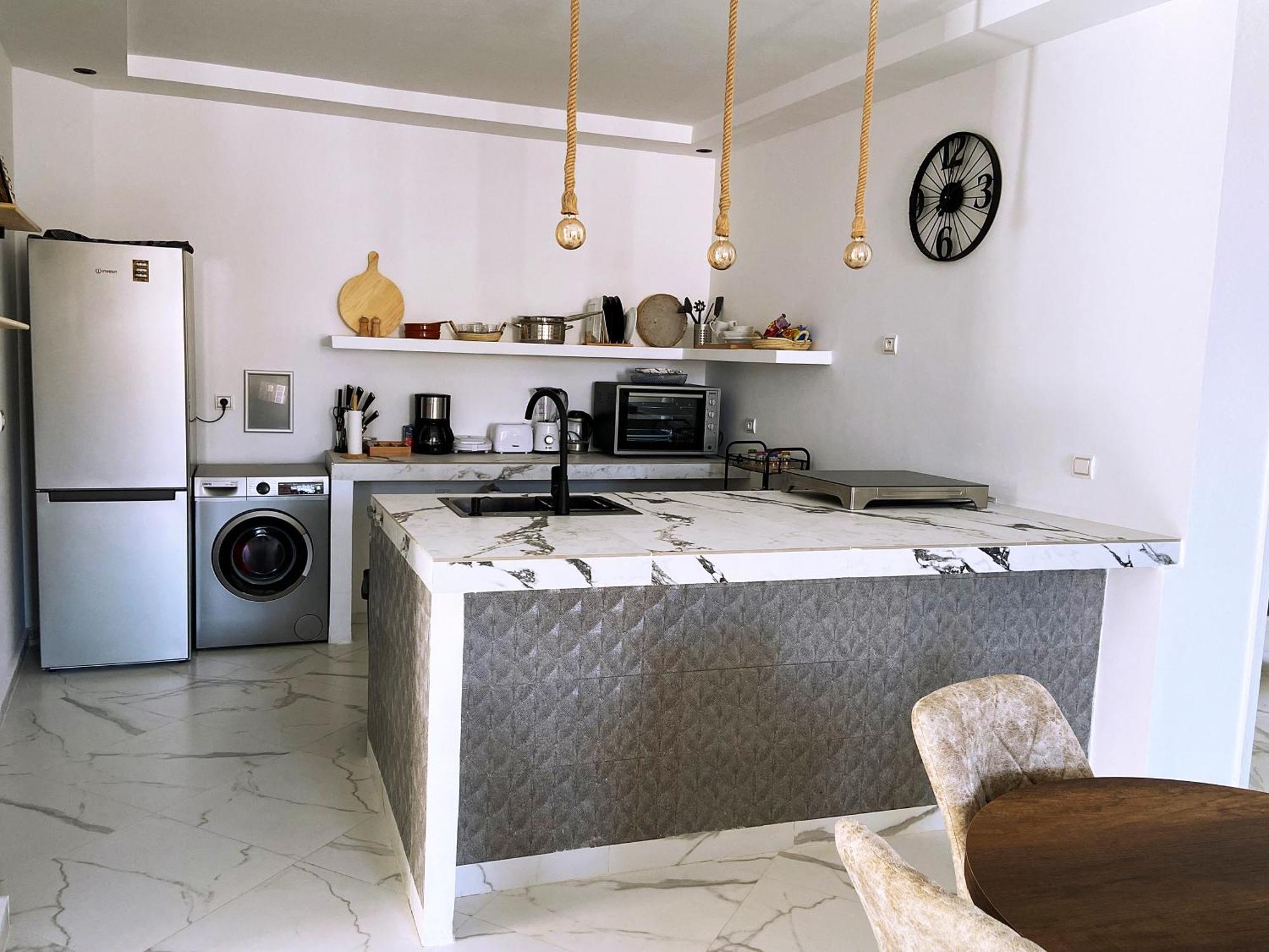 Al Hoceïma Entire House With Private Rooftop מראה חיצוני תמונה